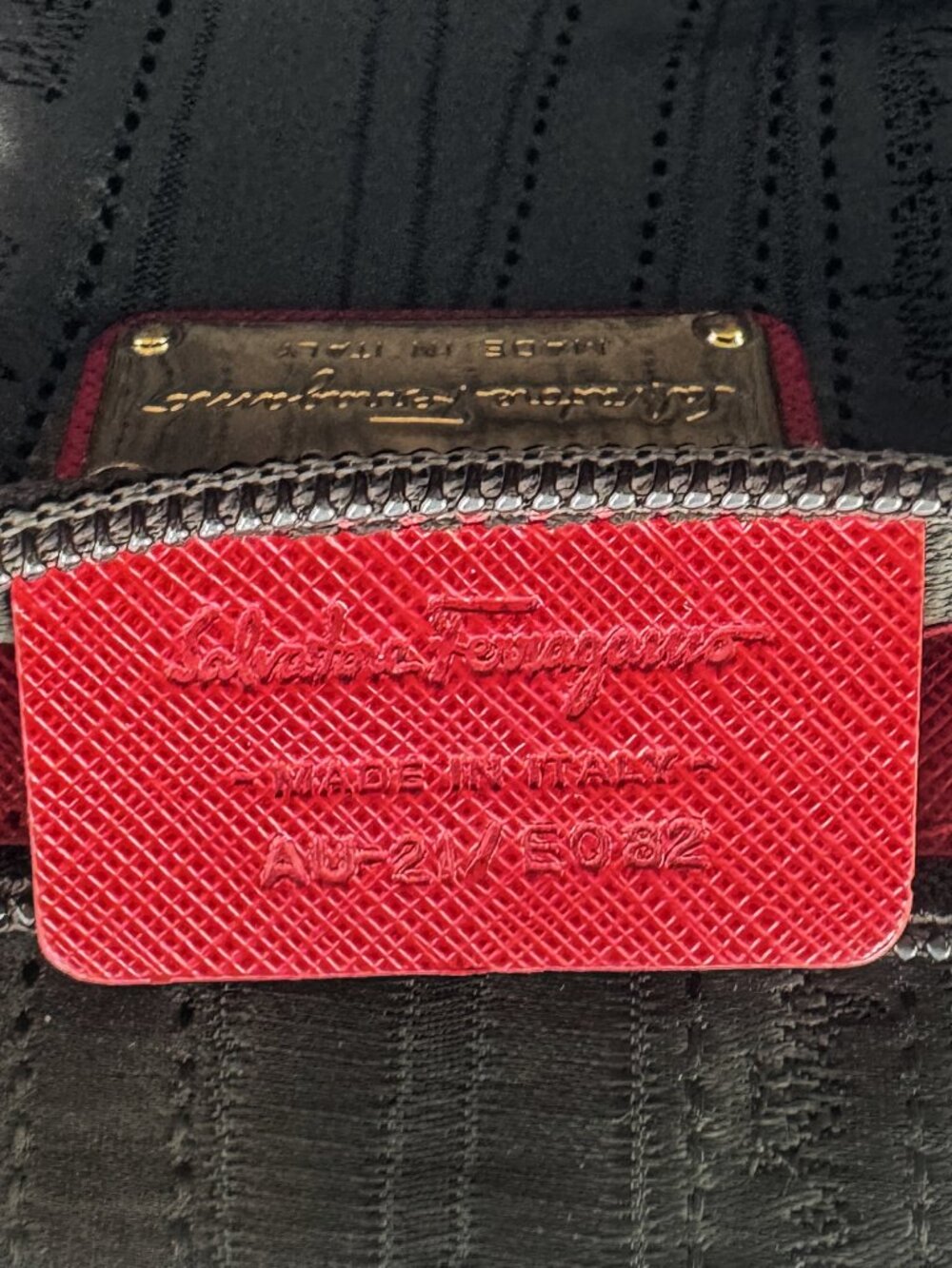 Salvatore Ferragamo Red Leather Gancini Top Handle Crossbody Bag - Picture 14 of 14